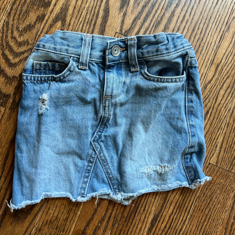 Denim girls skirt size 4 (5)